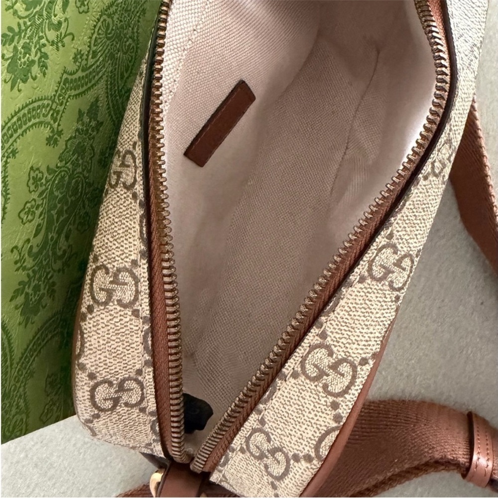 Gucci Beige and Brown Men's Messenger Bag - Picture 3 of 7